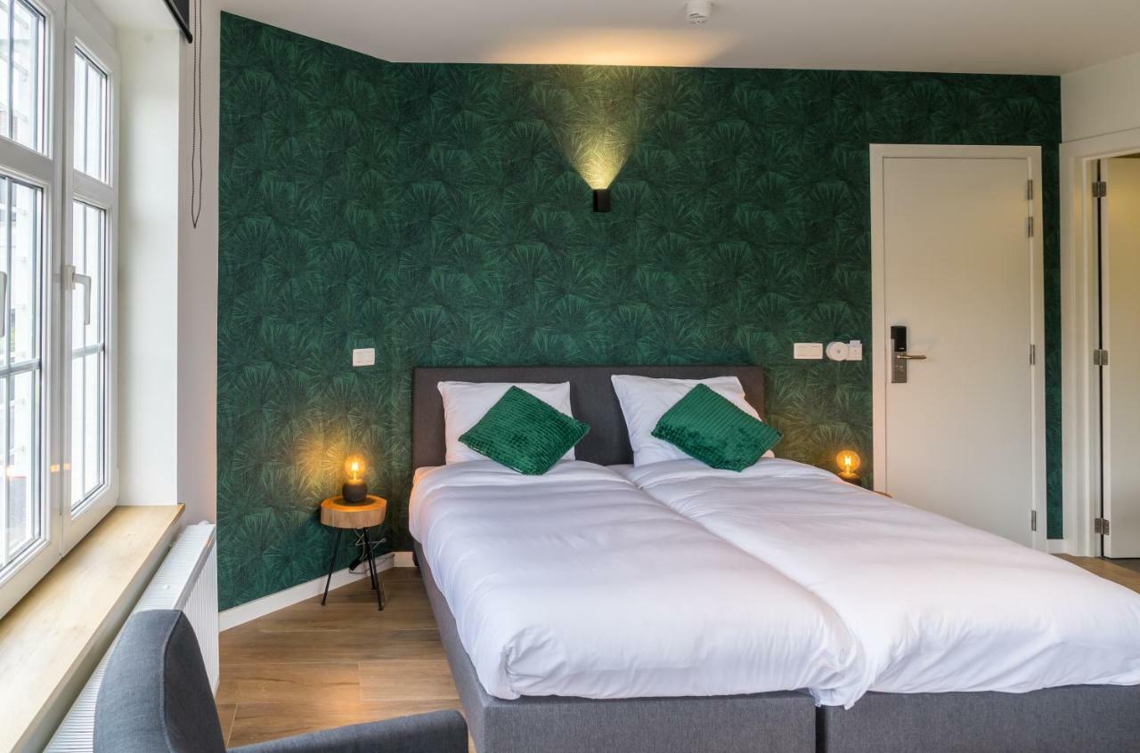 Hotel Huron Mol Bagian luar foto